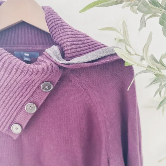 Gap Purple funnel neck sweater - Picture 2 of 5